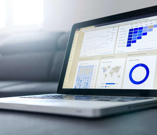 How can I take advantage of the solar tax credit?